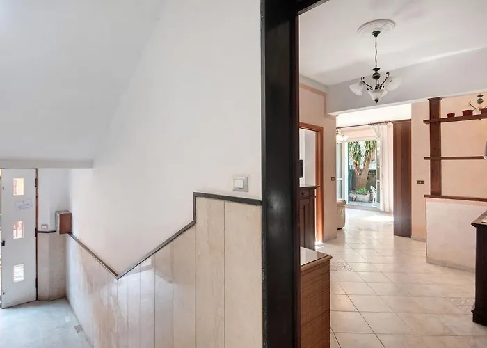 Διαμέρισμα Via Daneri 2 Con Giardino