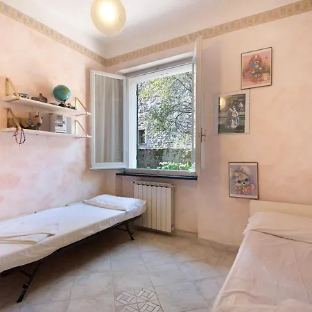 Via Daneri 2 Con Giardino Apartman